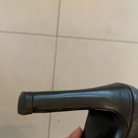 Chocolate brown booties - Picture 5 of 6